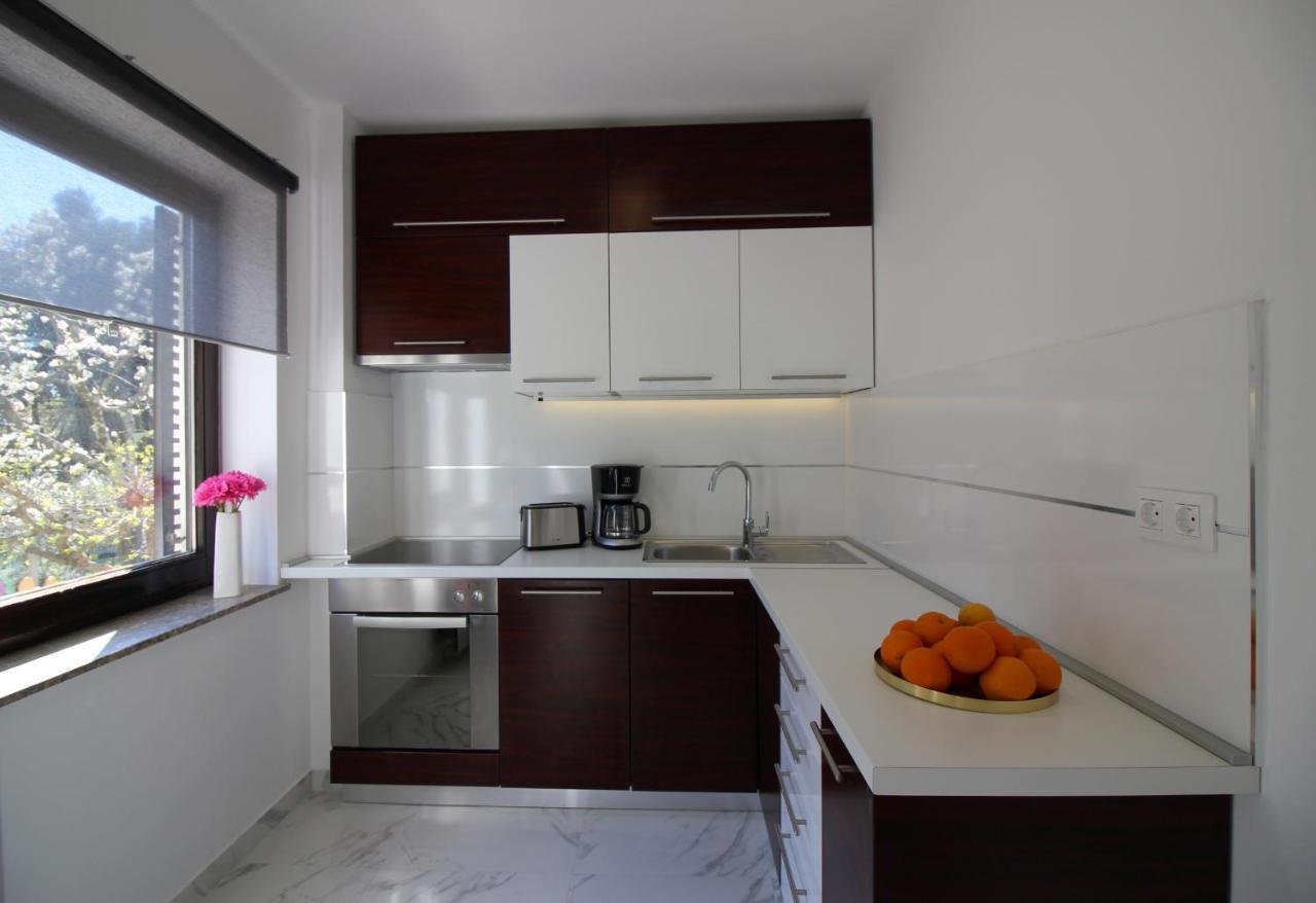 Modern Apartment Sabina With Nice Garden Poreč Eksteriør bilde